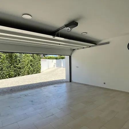 Villa Passion - Private Pool - 10 Guests - *